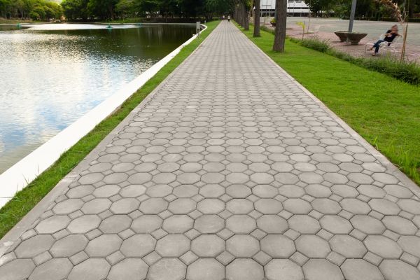 Cost of Paved Pathway Service in Salt Lake City