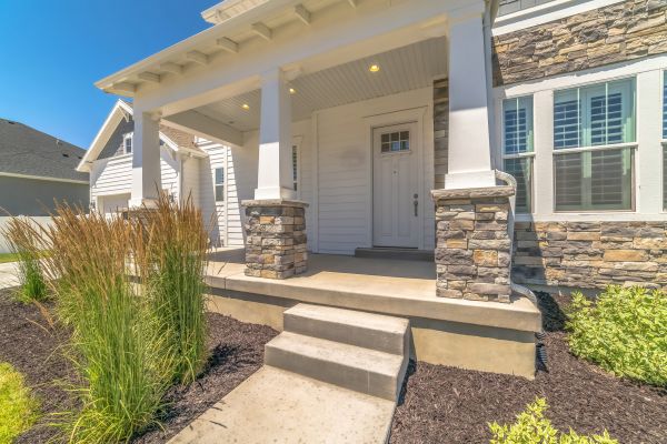 Cost of Steps Pouring in Salt Lake City