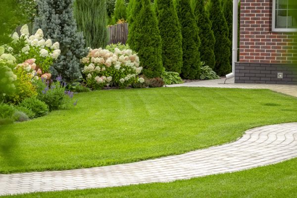 Cost of Landscape Walkway Installation in Salt Lake City